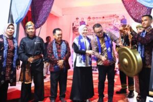 Support Ajang Kreativitas, Wako Alfin Apresiasi Lomba Lagu Daerah dan Fashion Show Bahan Daur Ulang