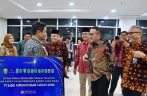 Wako Alfin Hadiri RUPS Tahunan dan RUPS Luar Biasa PT Bank Pembangunan Daerah Jambi